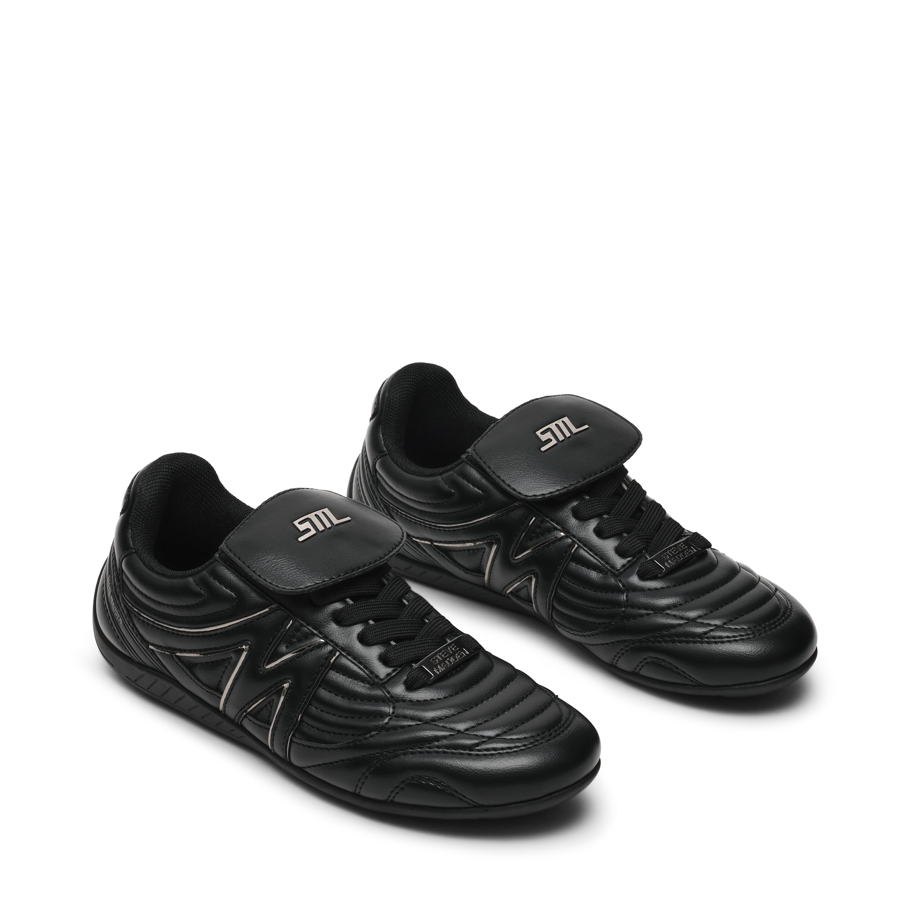 FREEKICK BLACK/SILVER SNEAKERS