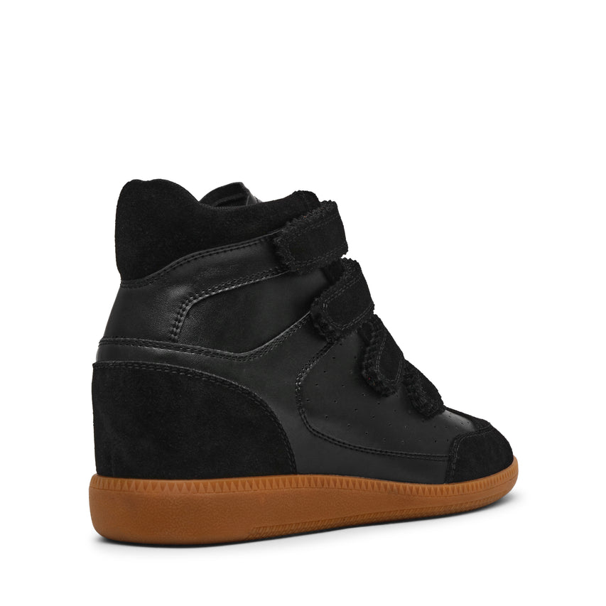MUSTANG BLACK SUEDE SNEAKERS