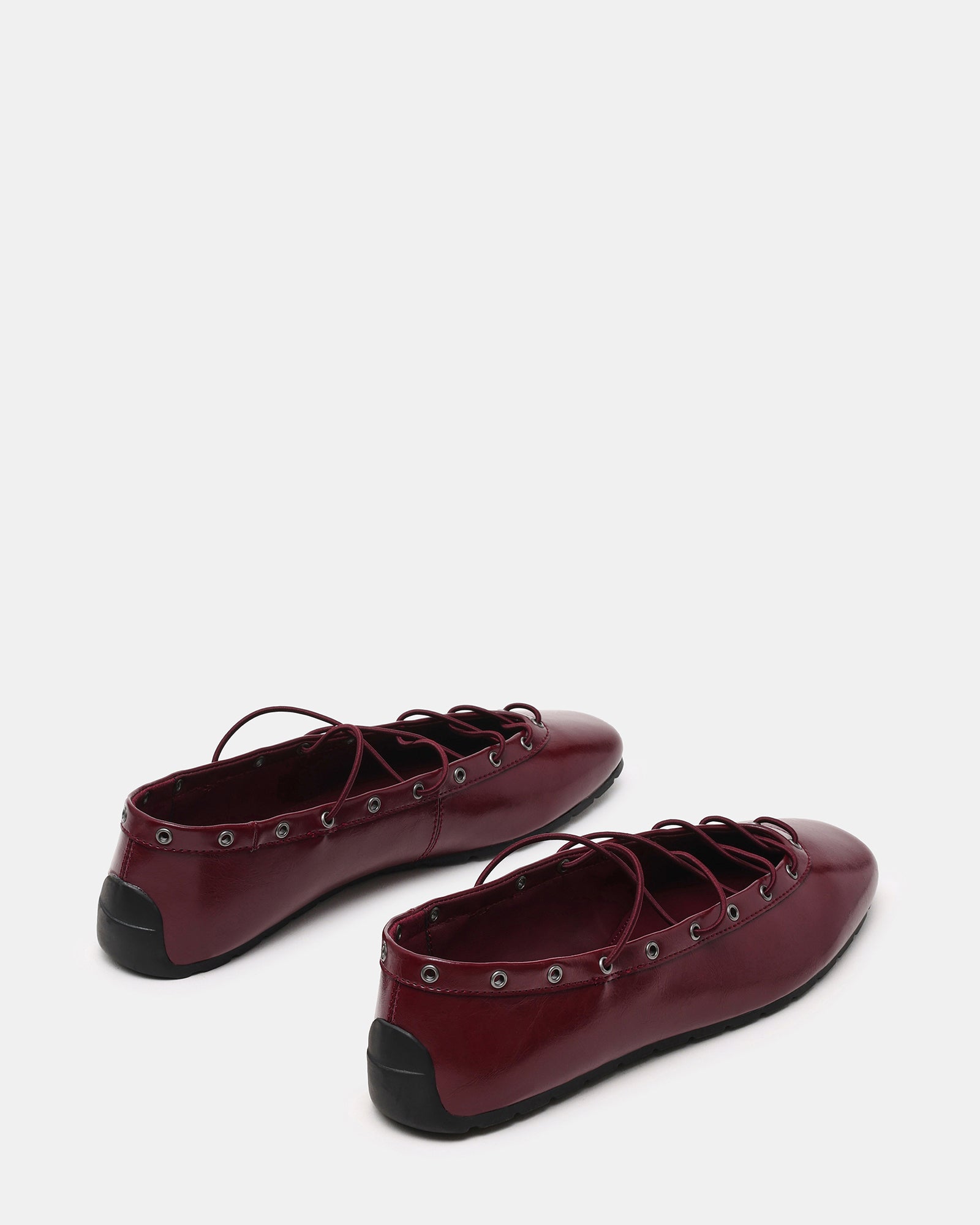 POINTE DK CHERRY LACQ LEATHER FLATS