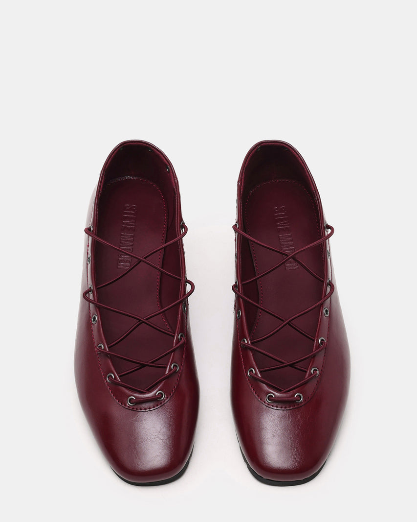 POINTE DK CHERRY LACQ LEATHER FLATS