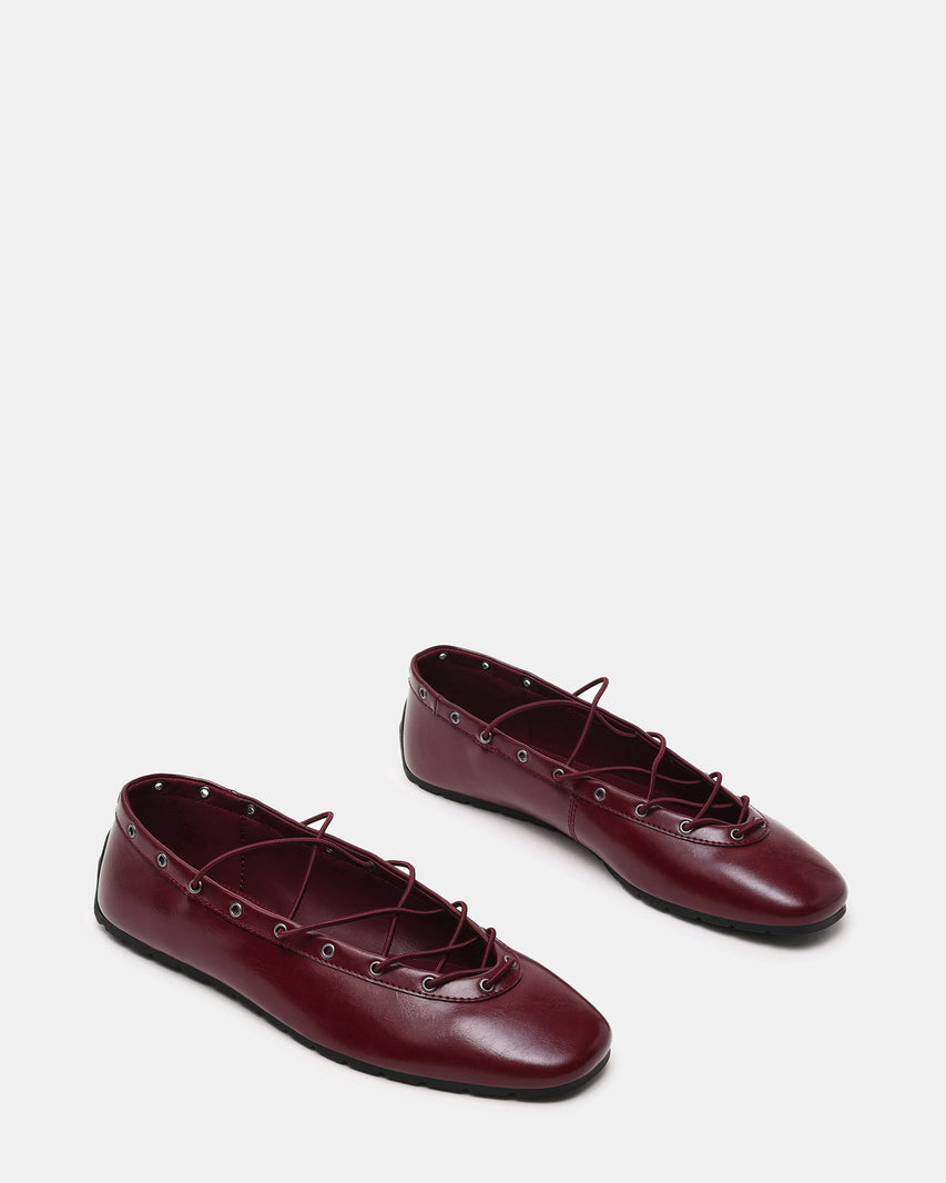 POINTE DK CHERRY LACQ LEATHER FLATS