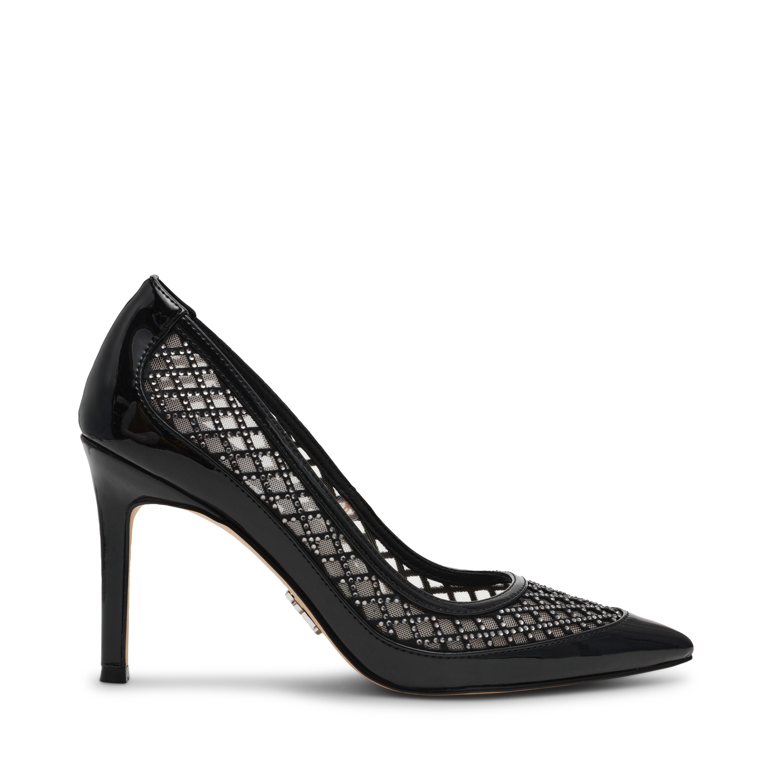 SAXXON BLACK PATENT HEELS